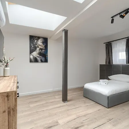 Toress Brama Portowa Szczecin